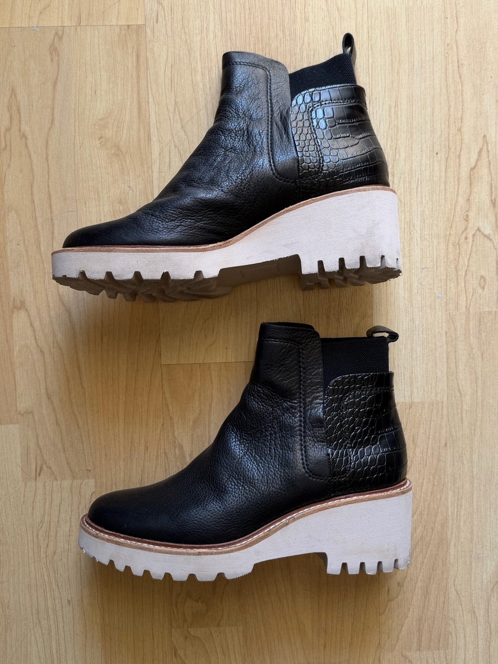 Dolce Vita Black Leather Platform Chelsea Booties